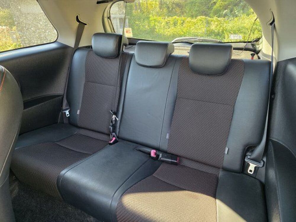 Yaris 90 D-4D Style 2011 occasion 69320 Feyzin