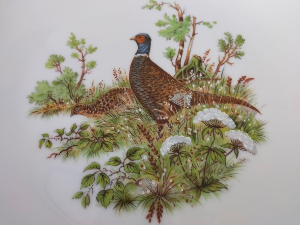 assiette d&eacute;co plate ronde avec liser&eacute; or avec couple faisan Décoration