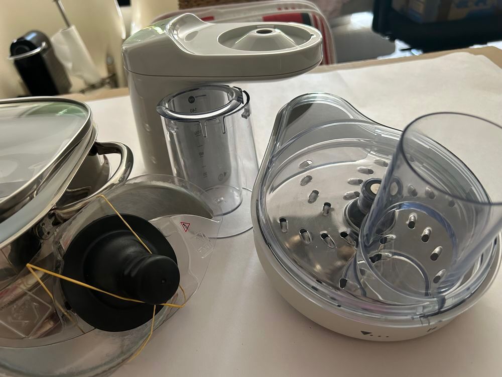 Robot cuiseur multifonction Electroménager