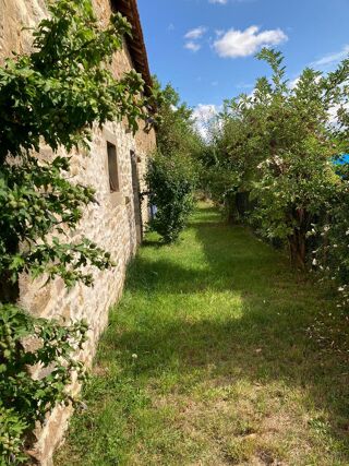  Remise / Grange à vendre 1 pièce 330 m²