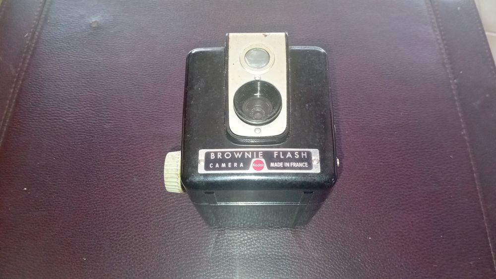 Appareil photo brownie flash cam&eacute;ra Photos/Video/TV
