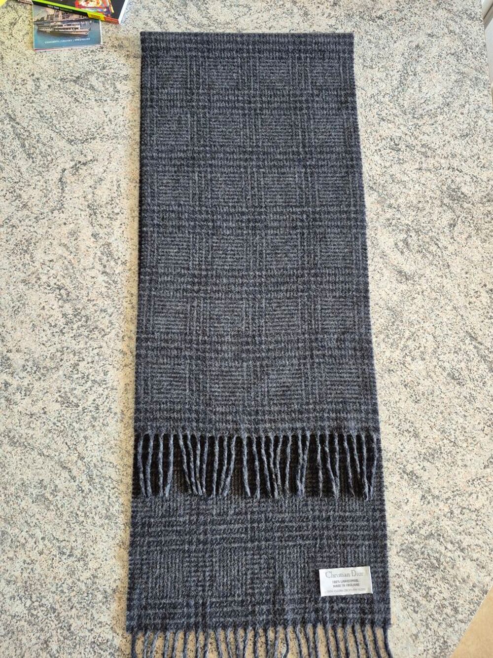 &Eacute;charpe homme Vêtements
