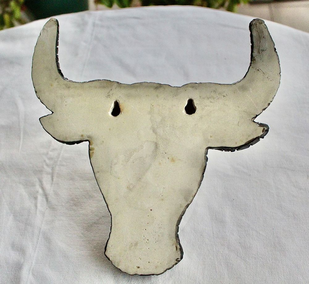 " T&Ecirc;TE DE TORO " Décoration