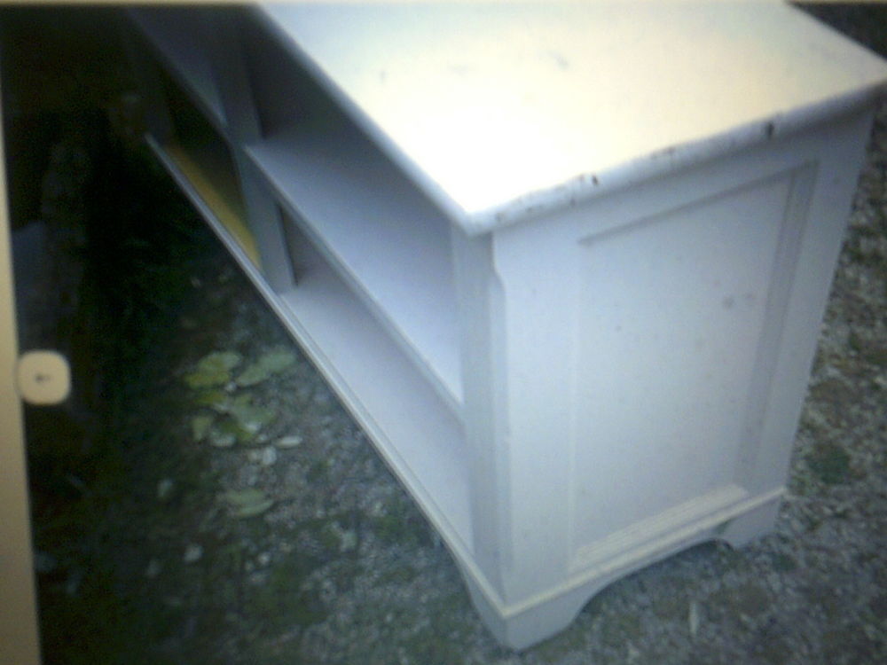 Meuble bas bois clair ouvert Meubles