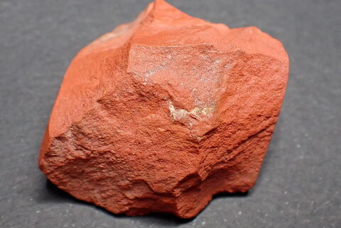 Jaspe rouge Br�sil 26gr 40 x 34 x 21 mm 6 La Petite-Raon (88)