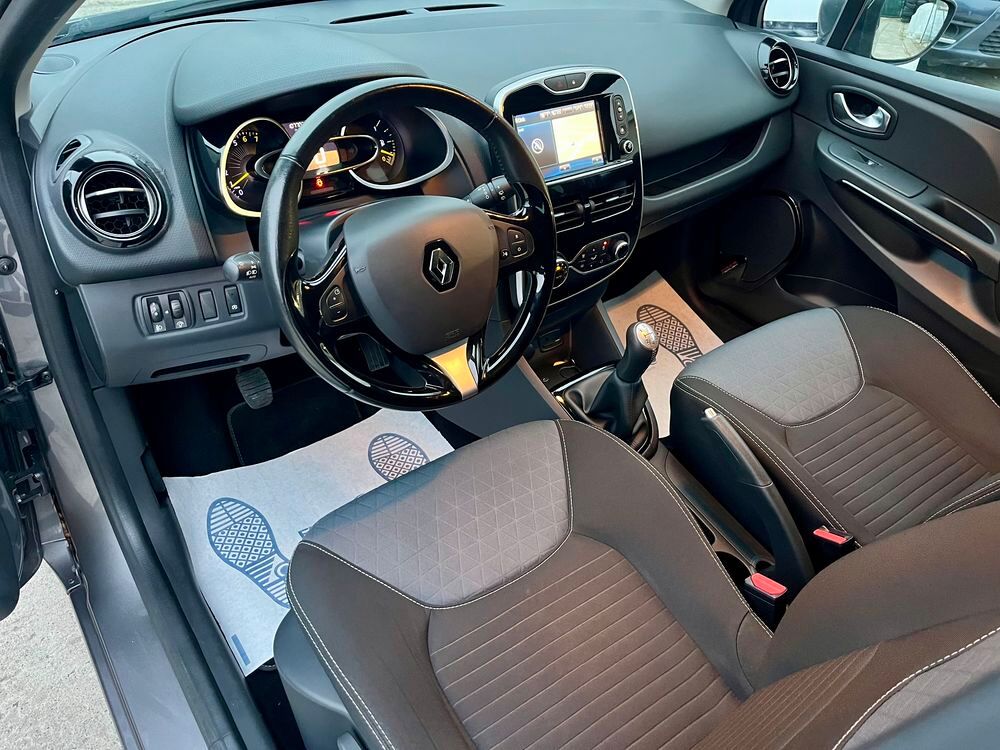 Clio IV TCe 90 Energy eco2 Intens 2015 occasion 60870 Villers-Saint-Paul