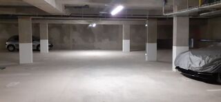  Parking / Garage  vendre 11 m