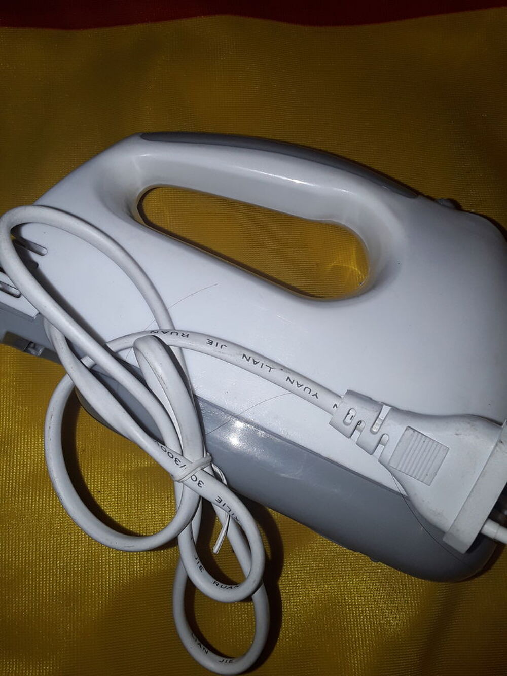 BATTEUR STARLINE MOD SQ11 300W Electroménager
