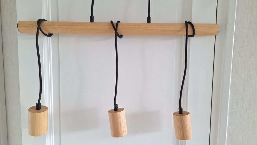 Suspension contemporaine 3 lampes r&eacute;glables en hauteur Décoration