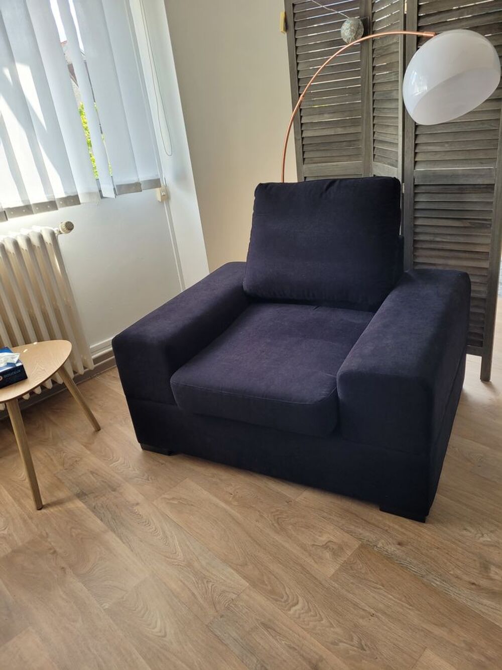fauteuil large en tissu velours noir Meubles