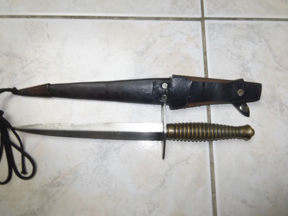 Dague Poignard Berets Verts Force Operations Speciales 