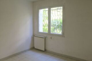  Appartement � vendre 3 pi�ces 68 m� N�mes