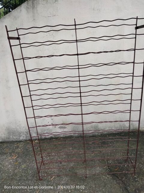 Porte bouteilles m�tallique couleur rouille 20 Bon-Encontre (47)