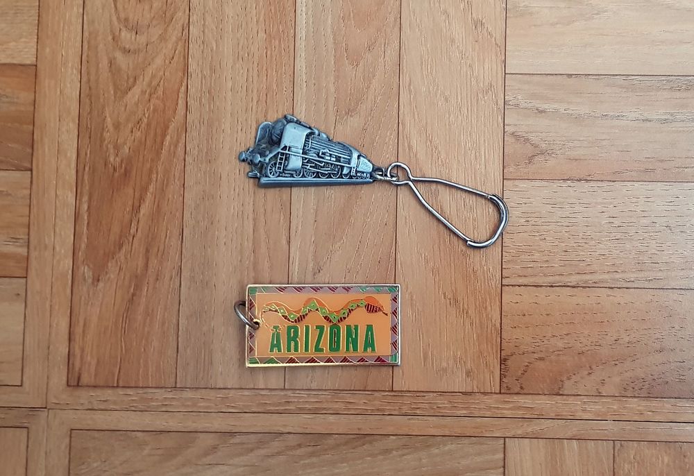 Porte-clefs publicitaire / divers 