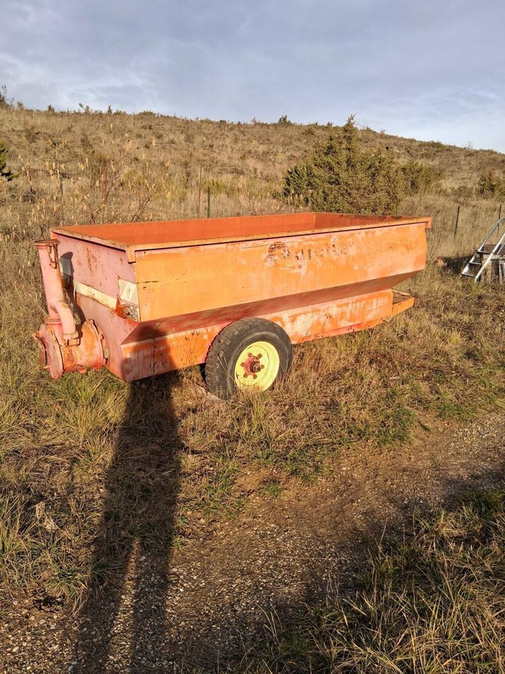 mat&eacute;riel agricole et ma&ccedil;onnerie Bricolage