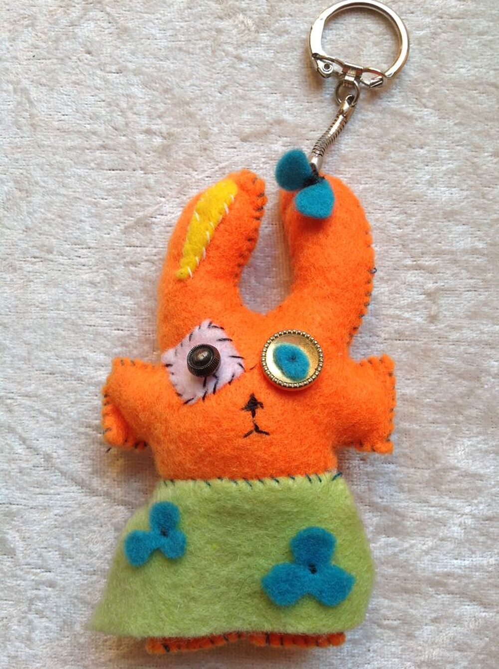 PORTE CL&Eacute; PERSONNAGE ORANGE H 12cm Largeur 7cm Envoi Possibl 