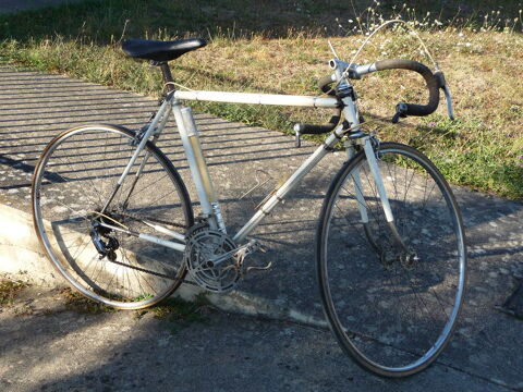 Lot de 3 vélos. 770 Saint-Quentin-sur-Nohain (58)