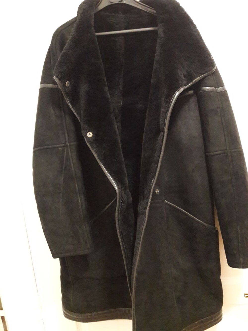 Manteau Peau retourn&eacute;e Vêtements