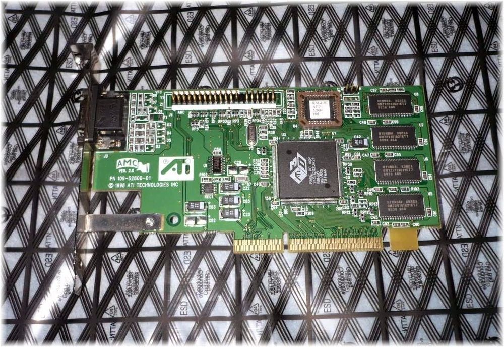 CARTE AGP ATI AMC 109-52800-01 VER 2.0 Matériel informatique