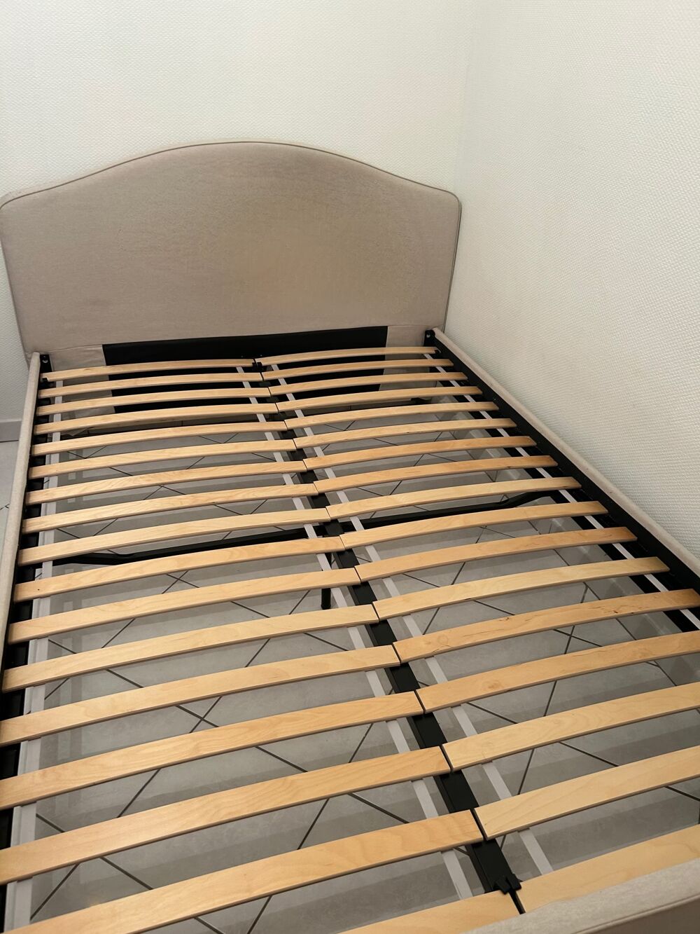 Lit double 140x200 Meubles