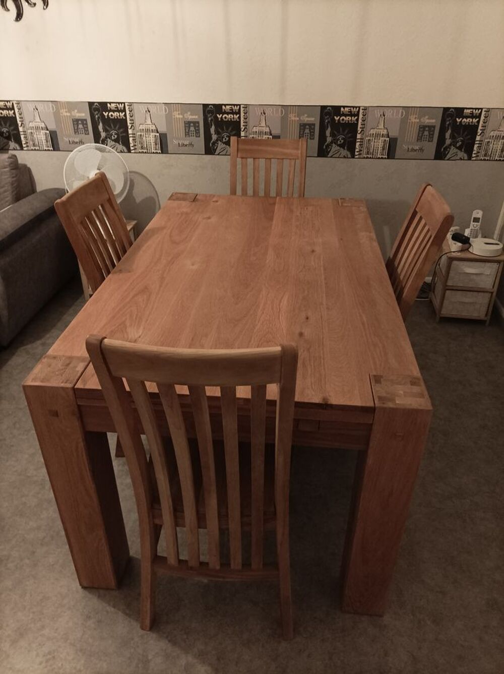 Table en ch&ecirc;ne massif huil&eacute; longueur 150cm Meubles
