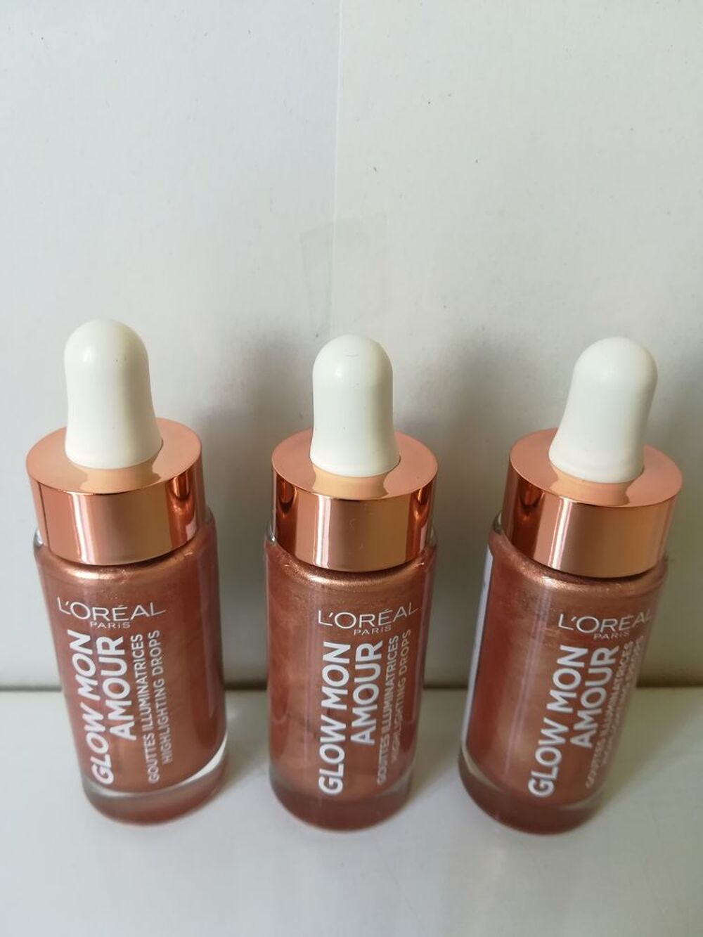Embellisseur de teint l'Or&eacute;al Vêtements