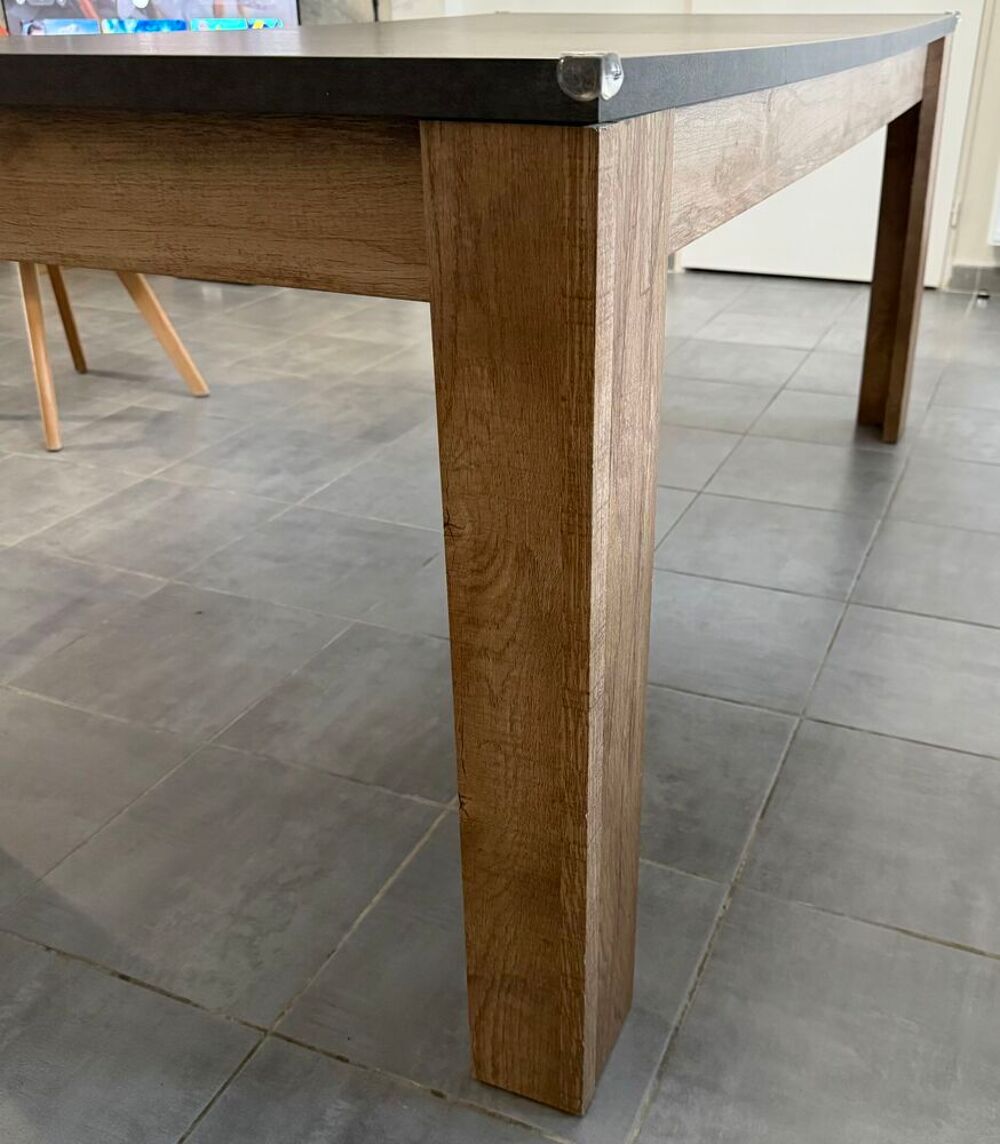 Table de salle &agrave; manger Meubles