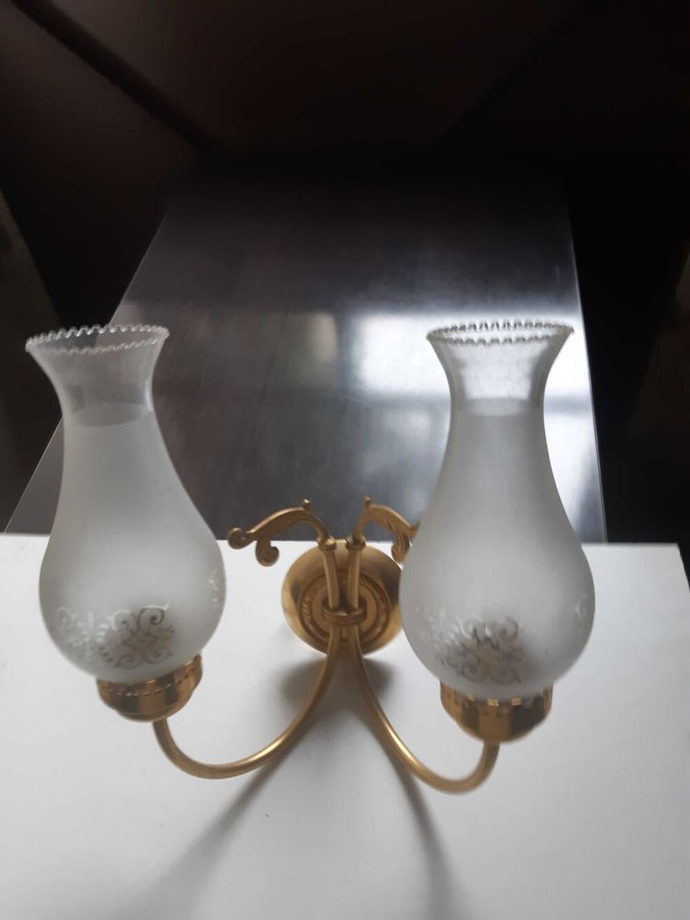 Applique murale et verre cristal et metal dore4 Décoration