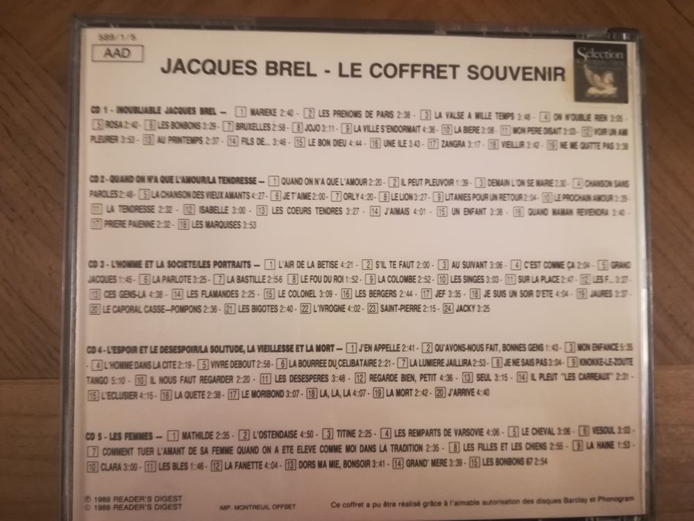 Coffret souvenir Jacques Brel CD et vinyles