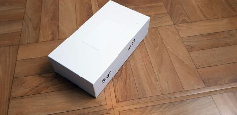 Boite vide pour T�l�phone mobile 5 pouces 2 Limeil-Br�vannes (94)