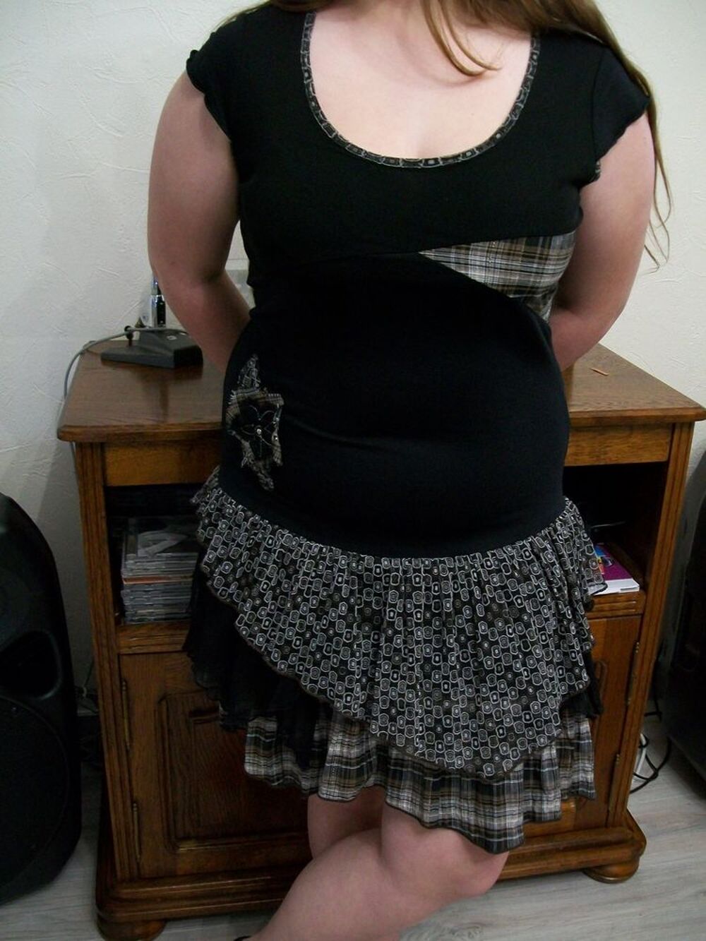 robe &agrave; volants
taille 42 Vêtements