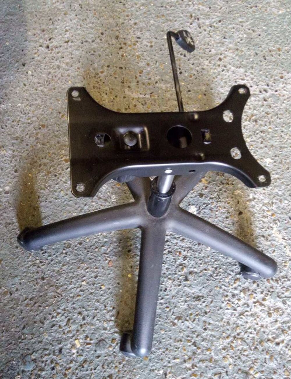 Support fauteuil roulant 360&deg; hydraulique &agrave; manette &eacute;tat neuf. A venir chercher sur Rivery. 10 €. Contact. 07 80 35 10 37. Bricolage