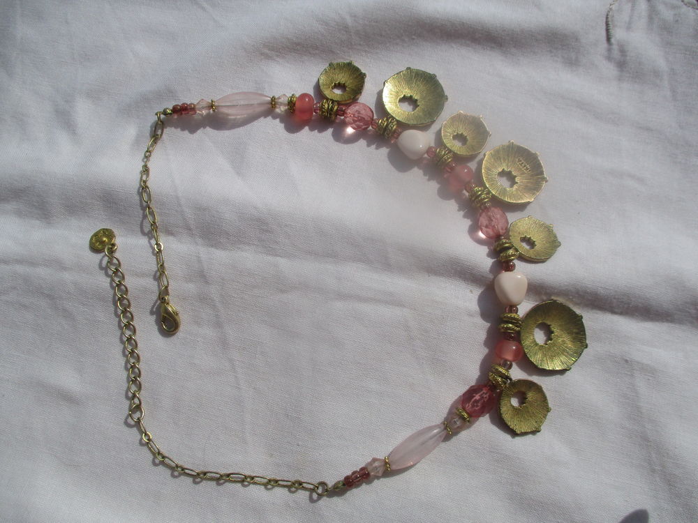 Collier Ikita Perles Fantaisies/Pendentifs &eacute;mail paillet&eacute;... Bijoux et montres