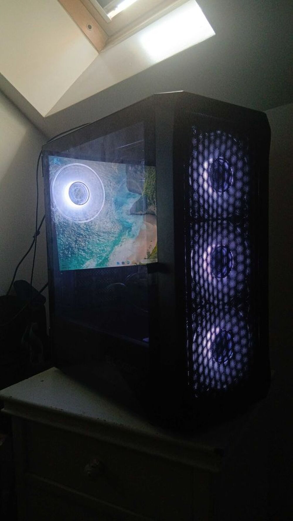 Tour gamer Asus Electroménager