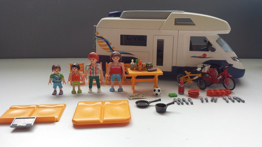 Playmobil camping car Jeux / jouets