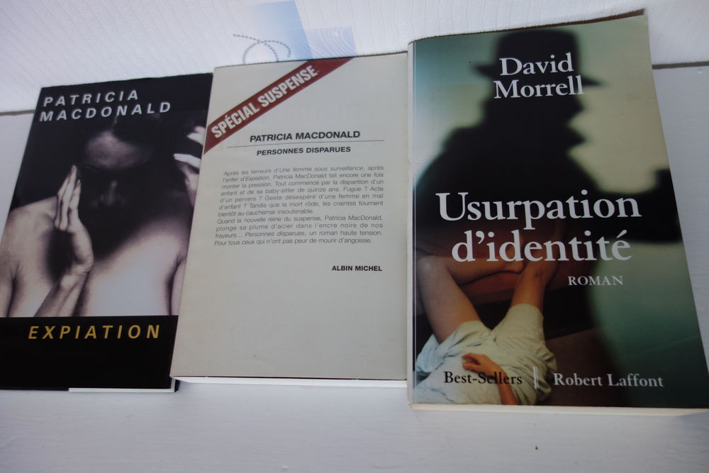 LIVRES POLICIERS Livres et BD