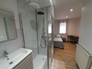  Colocation à louer 5 pièces 141 m²