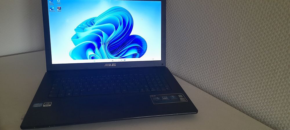 Ordinateur PC Portable ASUS Matériel informatique