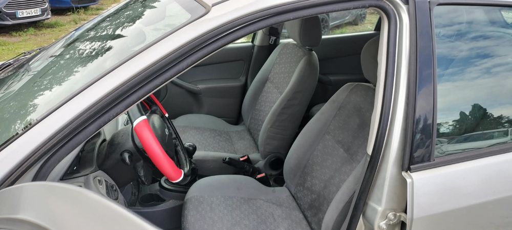 Focus 1.8 TDDi - 90 Ambiente 2001 occasion 66000 Perpignan