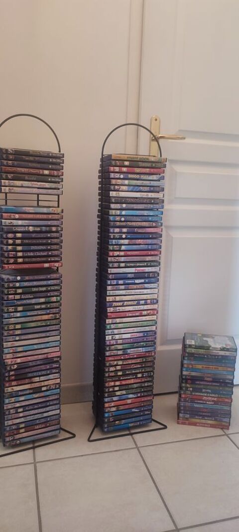 Collection de 118 DVD Disney? 300 Bons-en-Chablais (74)