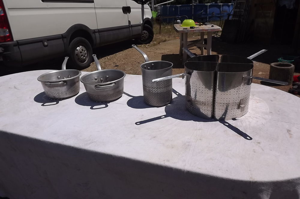 Lot de 7 Passoires de Collectivit&eacute; Alu et Inox Cuisine