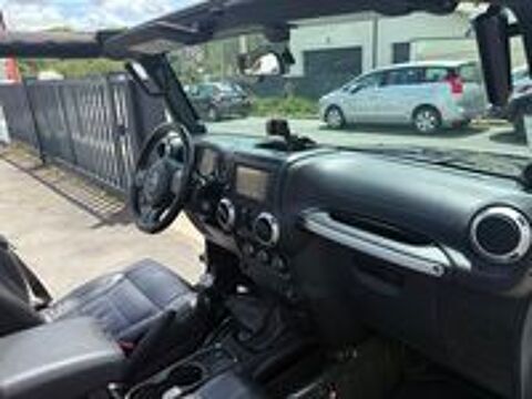 Wrangler 2.8 CRD 200 Unlimited Sport 2012 occasion 33560 Carbon-Blanc