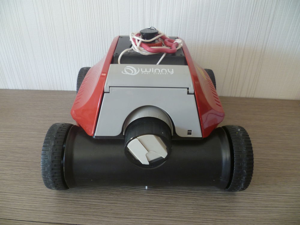 Robot de piscine Red Panther rouge Jardin