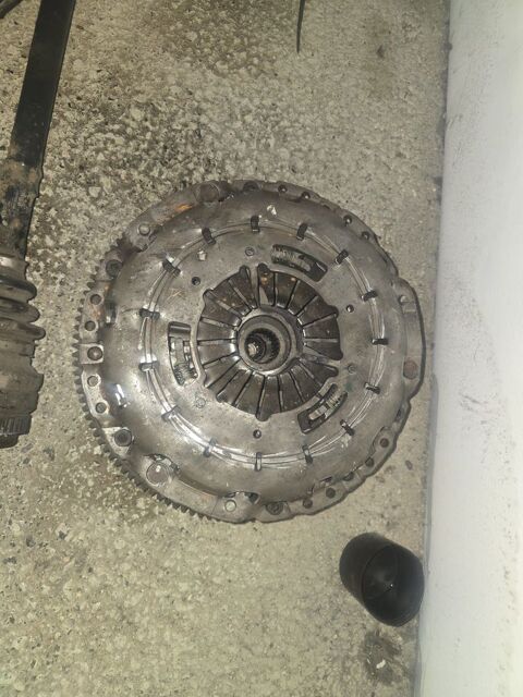 Pi&egrave;ces et &eacute;quipements Voiture Pi&egrave;ces et &eacute;quipements Voiture  occasion 08000