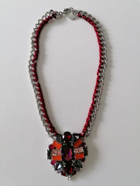Collier Chic Bordeaux - marque Scooter (neuf jamais port�) 15 Marolles-sur-Seine (77)