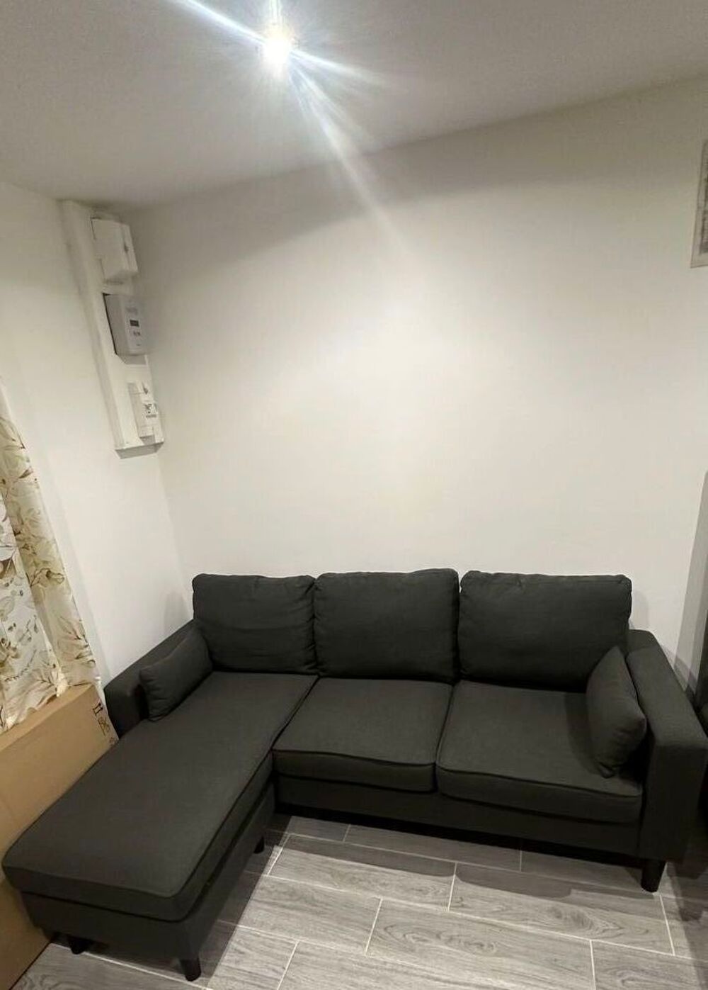 un canap&eacute; Meubles