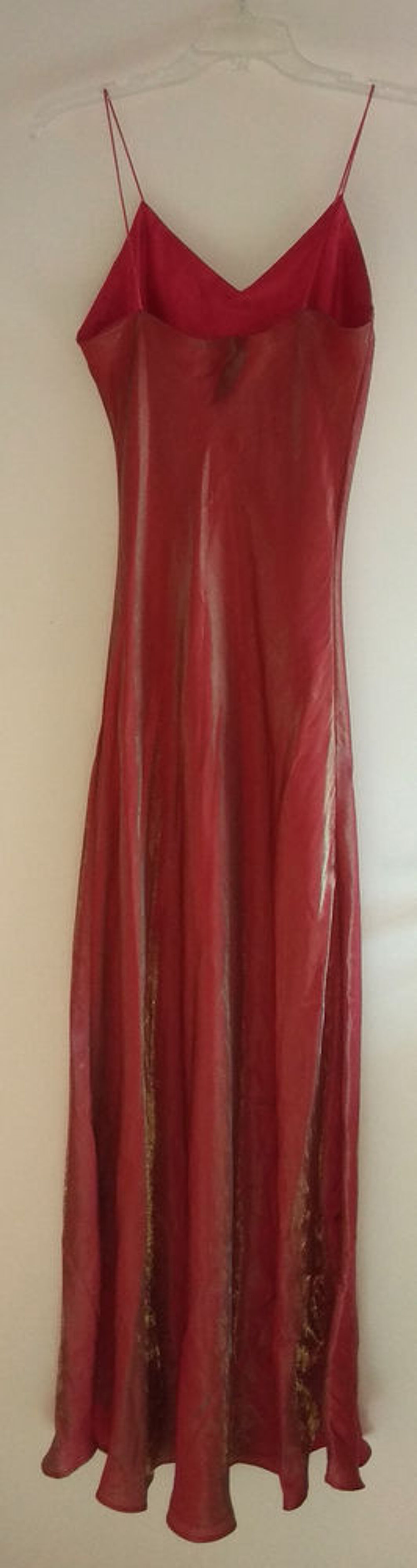 Robe de soir&eacute;e rouge satin&eacute;e T.36 Vêtements