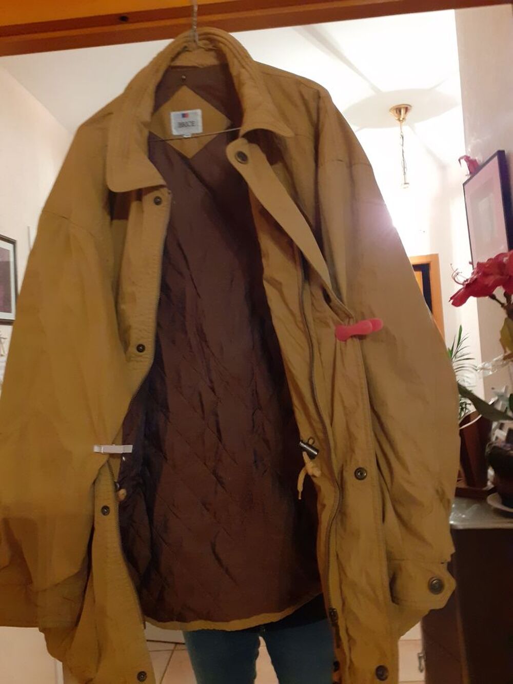 VESTE DOUBLEE 
Vtements