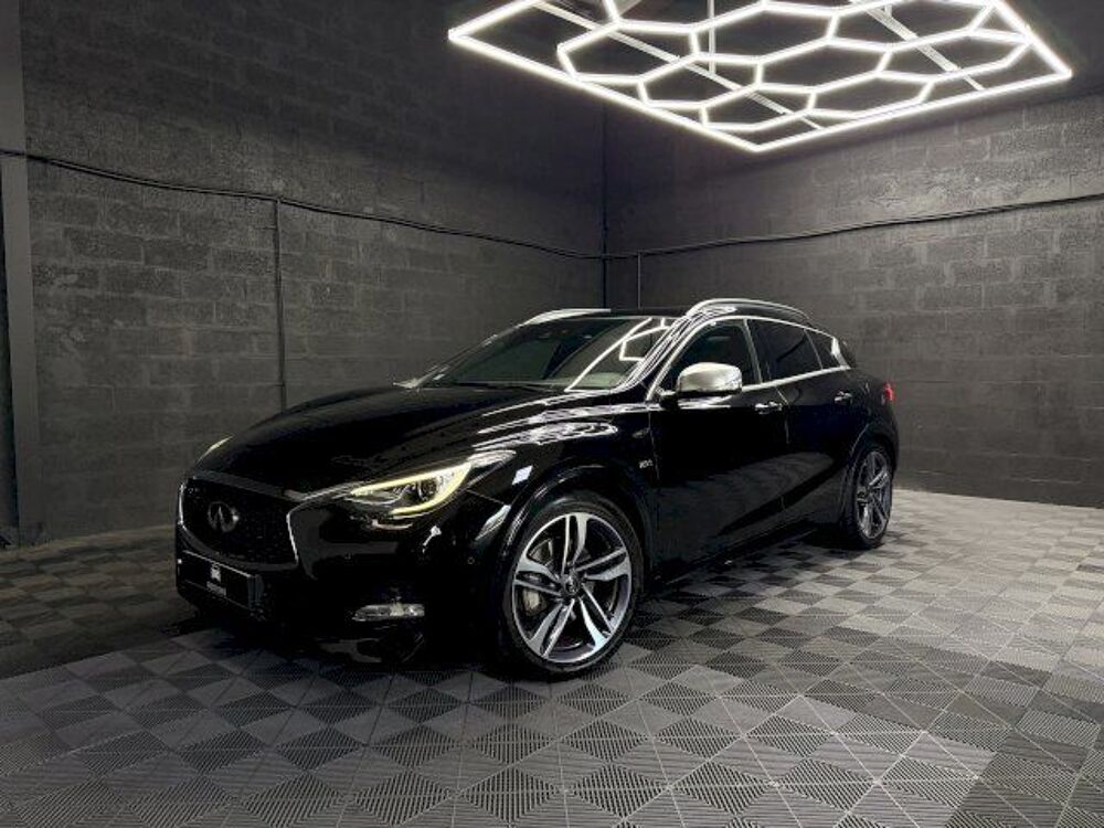 Q30 2.0t 211ch Sport City Black AWD DCT7 2017 occasion 33520 Bruges