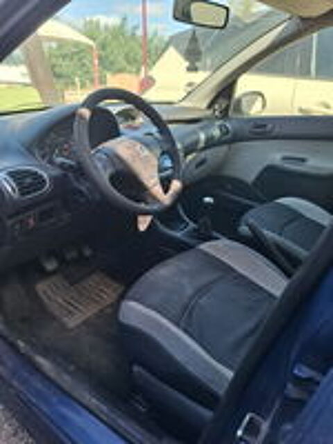 206 1.4 HDi Style 2005 occasion 44270 Machecoul